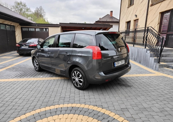 Peugeot 5008 cena 18700 przebieg: 259000, rok produkcji 2012 z Nowa Dęba małe 781